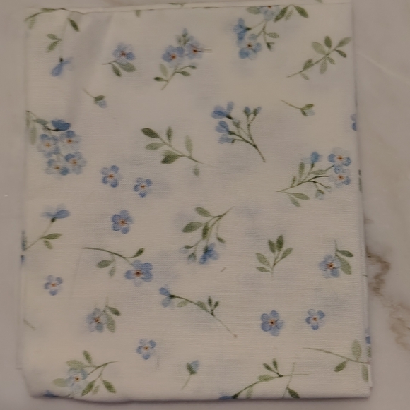 Vintage Riley Blake Yellow Blue Tan and White Floral Spring Retired Fabrics - Picture 6 of 10